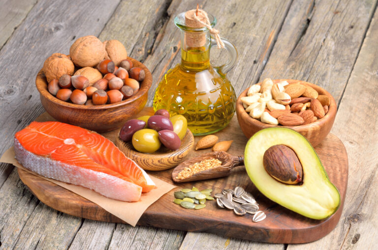 Decoding Dietary Fats: The Good, The Bad, and The Strategy for Healthy Eating