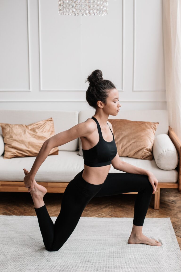 Crafting Your Home Workout Routine: A Guide to Fitness at Your Fingertips