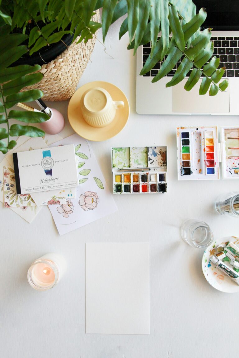 From Side Hustle to Startup: Steps to Turn Your Idea into Income