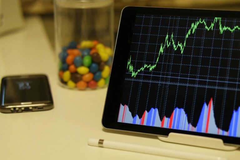 Beginner’s Guide to Investing in Tech Stocks