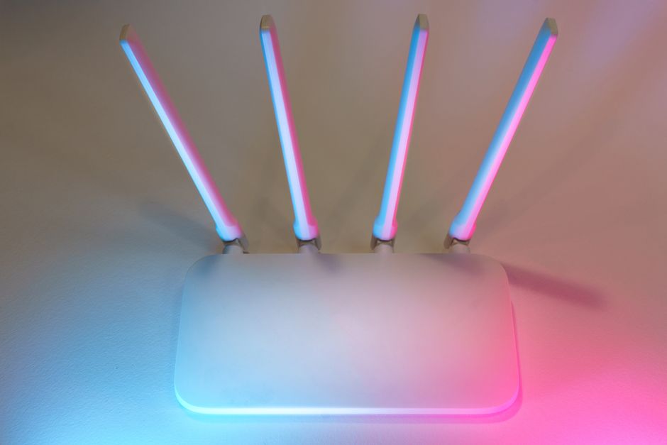 Gaming Routers Demystified: Understanding Features that Enhance Your Play