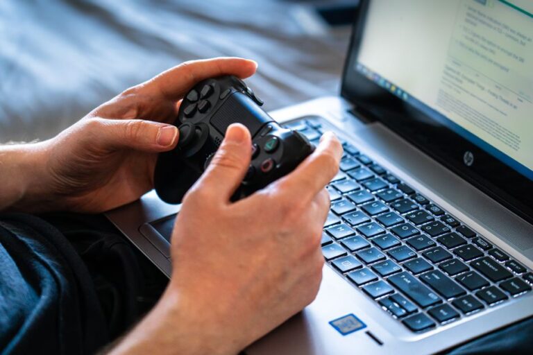 The Ultimate 2026 Gaming Laptop Buyer’s Checklist